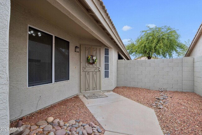 Building Photo - 15661 W Hammond Dr