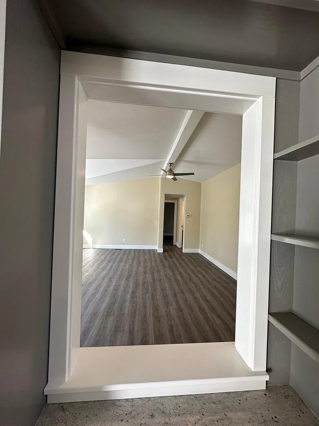 Building Photo - Modern Auburn Retreat—Fully Renovated 3BR ...