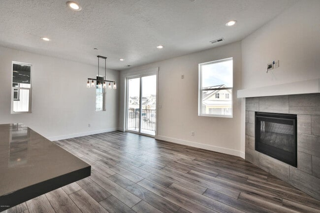 Building Photo - 3227 Quarry Springs Dr