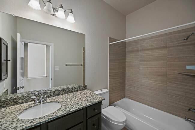 Building Photo - 1346 Mystic River Ln