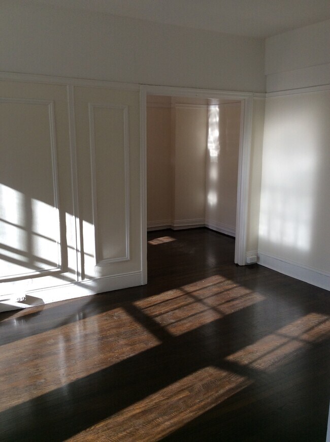 Building Photo - 3600 20th St