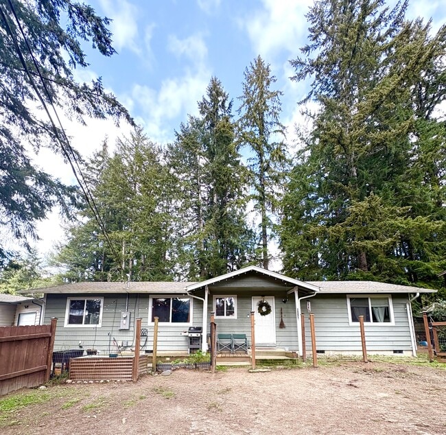 Building Photo - 13590 NW Coho Run