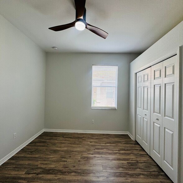 Building Photo - 21379 Bella Terra Blvd