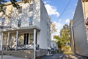Building Photo - 4215 Boone St