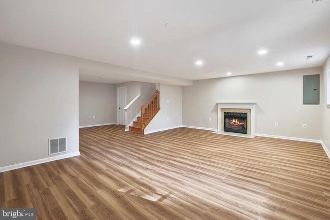 Building Photo - 401 Yorkshire Ridge Ct