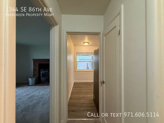 Building Photo - 1344 SE 86th Ave