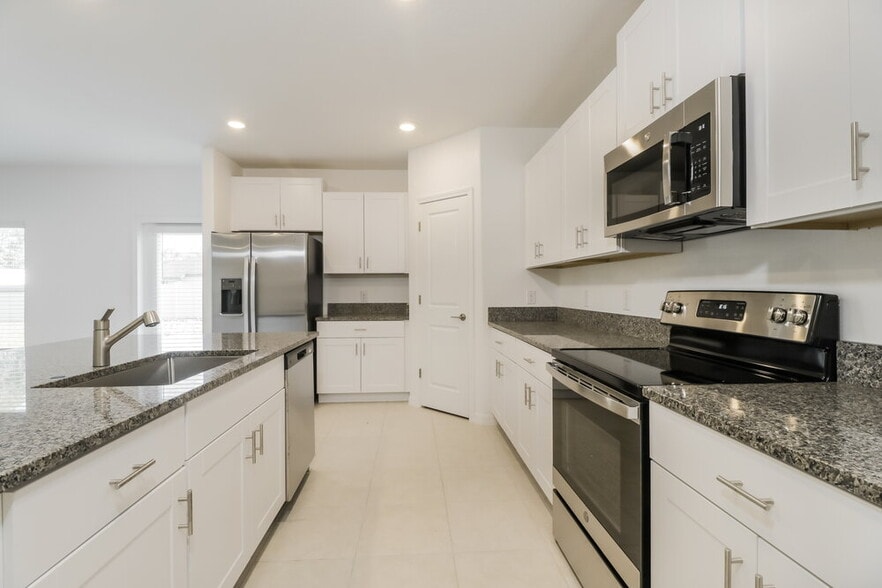 Building Photo - 17847 Blissful Stars Dr