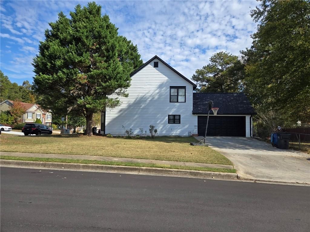 Building Photo - 3243 Oak Vista Way SW