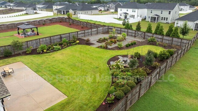 Building Photo - 170 Arlie Ln
