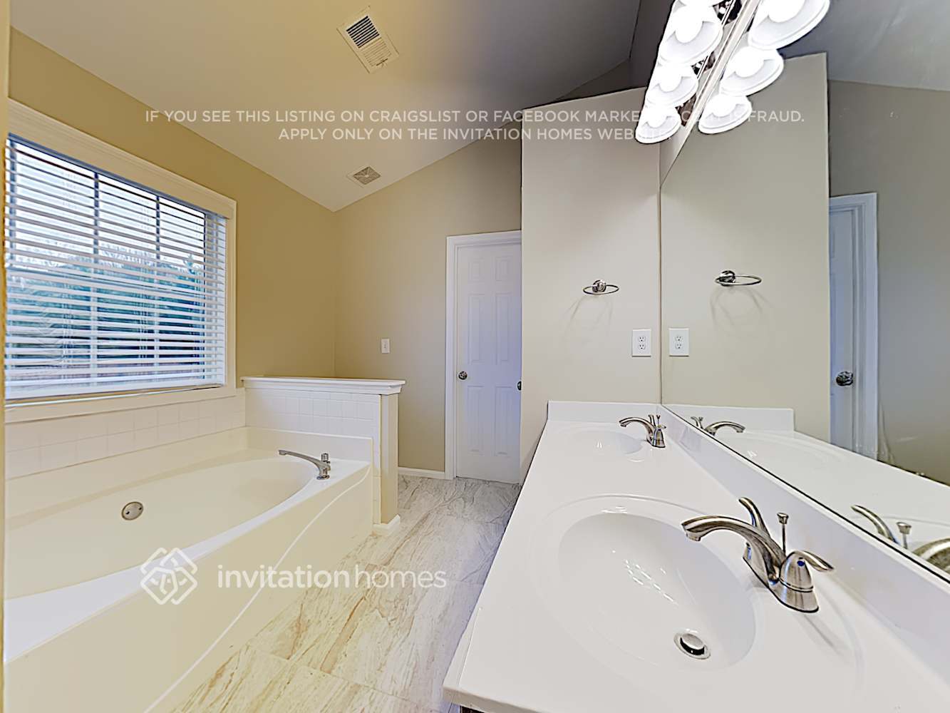 Building Photo - 3935 Brushy Wood Dr