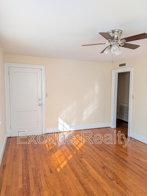 Building Photo - 310 N Gulf St