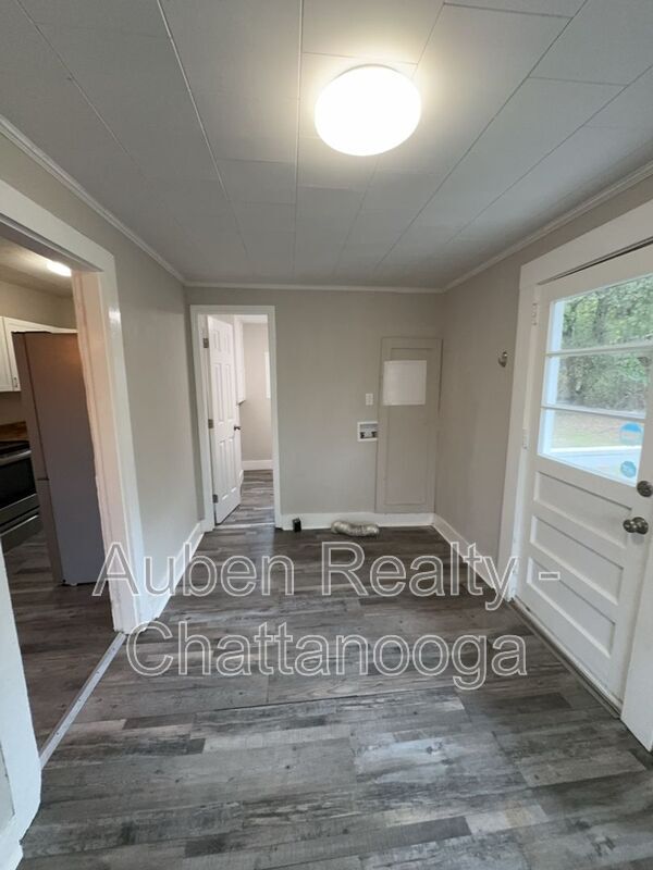 Building Photo - 52 Wilburger St