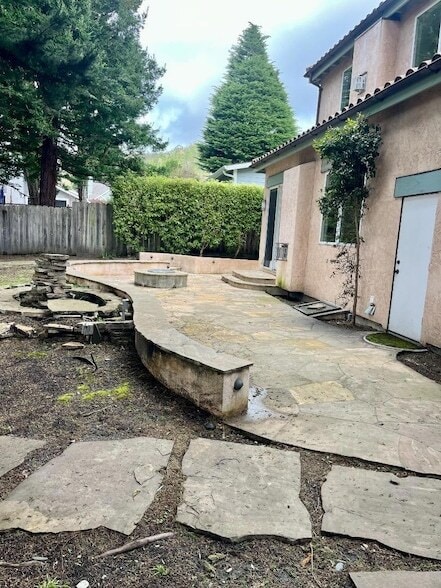 Building Photo - 445 Purisima Way