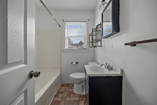 Building Photo - 9120 Granby St