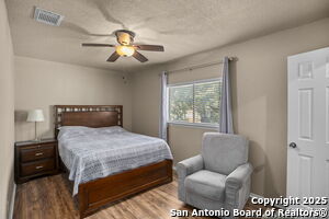 Building Photo - 7205 Breeze Hollow