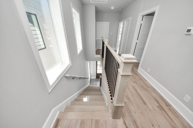 Building Photo - 6322 Milwee St