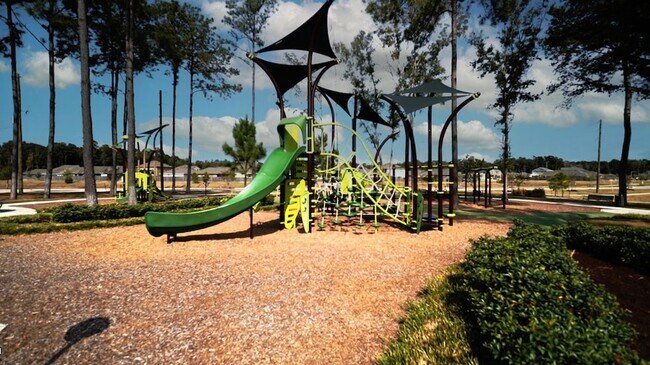 Building Photo - 22664 Hackberry Leaf Dr