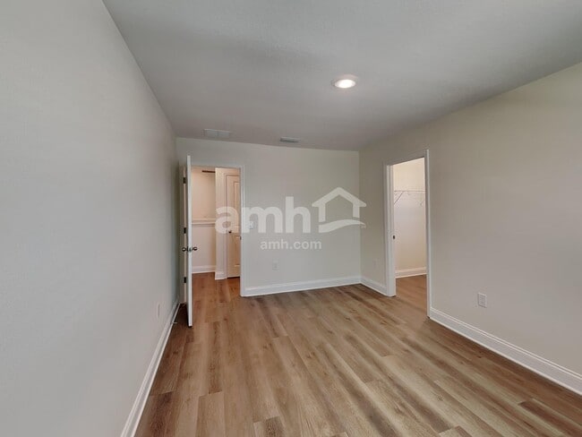 Building Photo - 1068 Grafton Ridge Dr