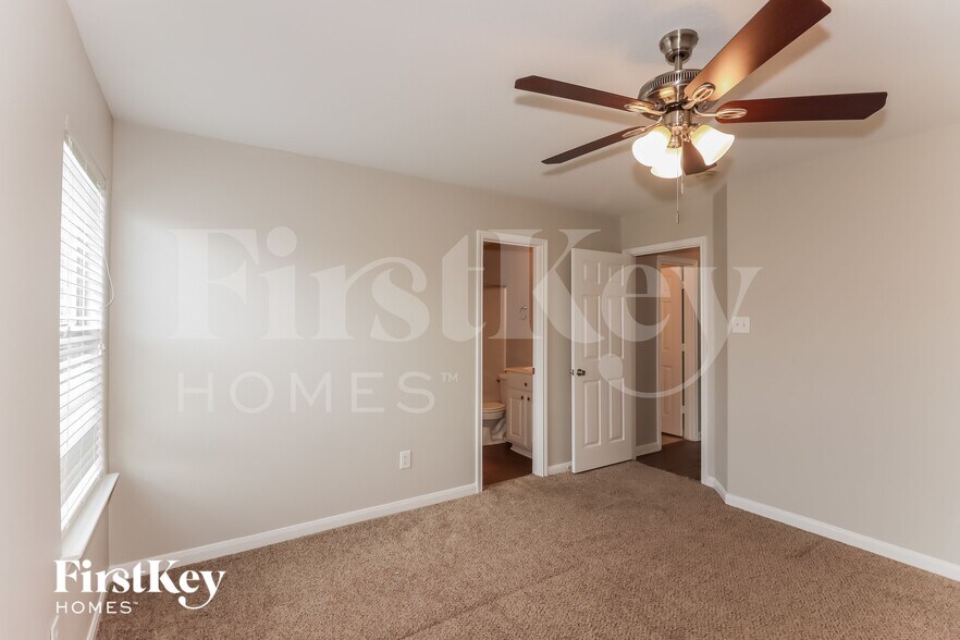 Building Photo - 4506 Nueces River Loop