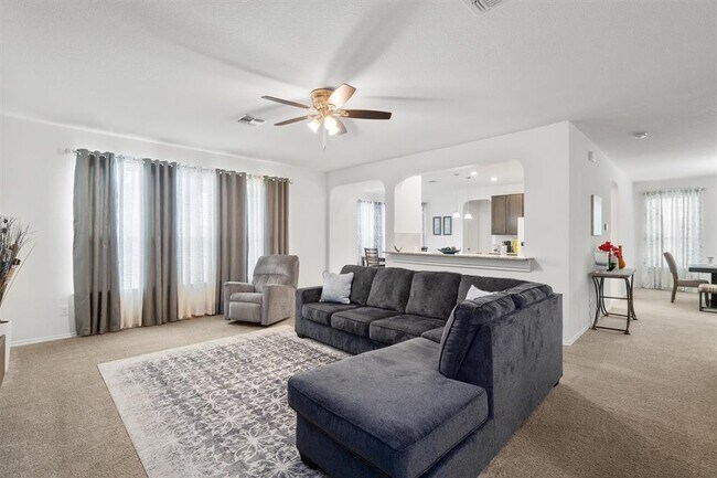 Building Photo - 1208 Ravenside Cove