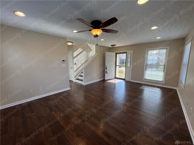 Building Photo - 1131 Windsong Trail