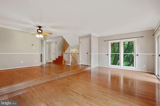 Building Photo - 5136 Glen Meadow Dr