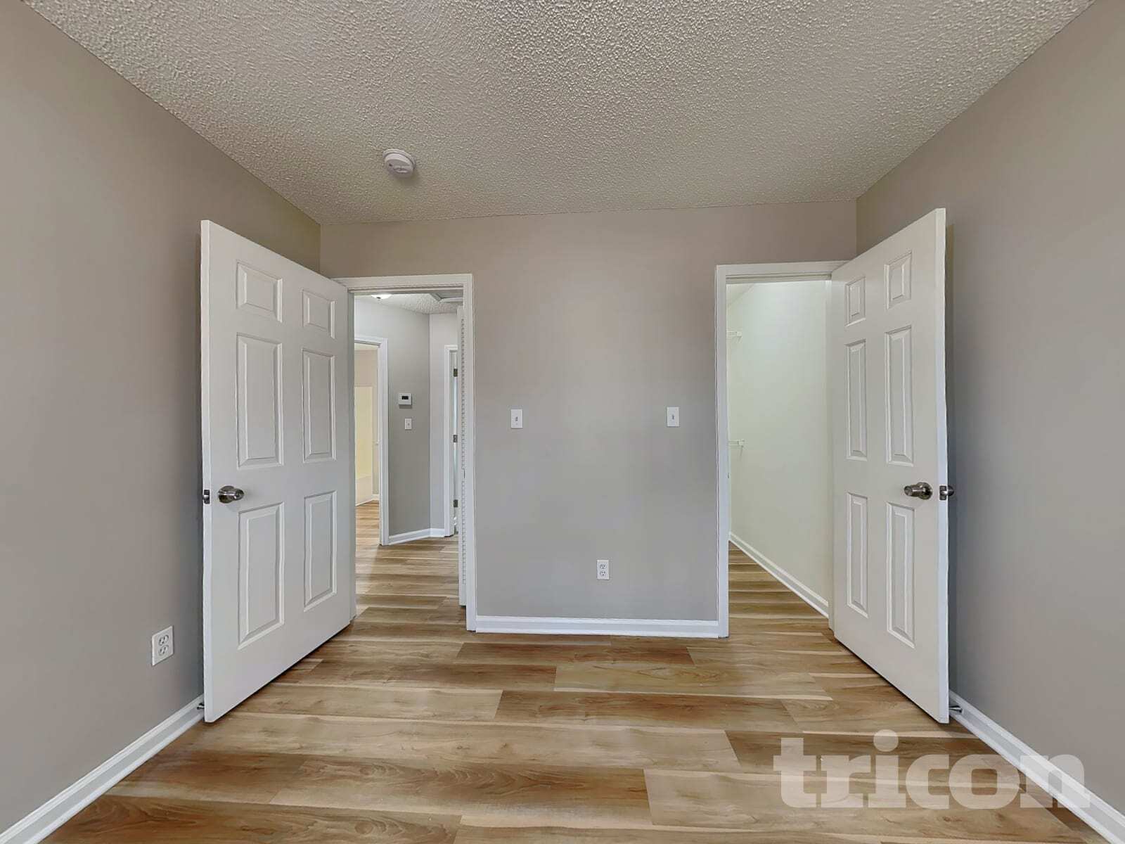 Building Photo - 121 Quiet Refuge Ln