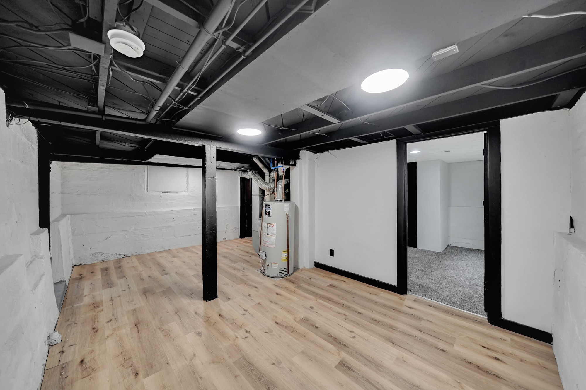 Building Photo - 705 New Hampshire St