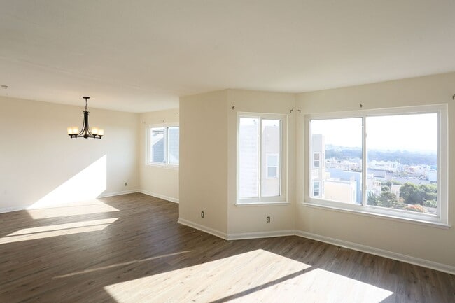 Building Photo - 7221 Geary Blvd