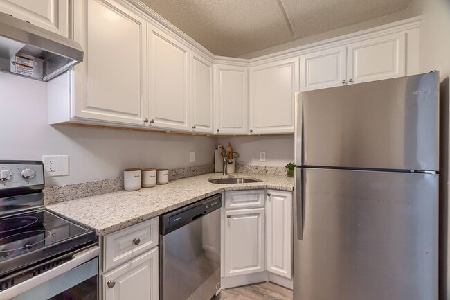 Building Photo - 159 Franklin St