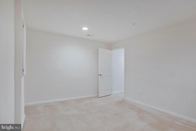 Building Photo - 2906 George Hilleary Ter