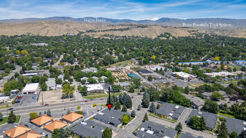 Building Photo - 5932 W Ashville Ln