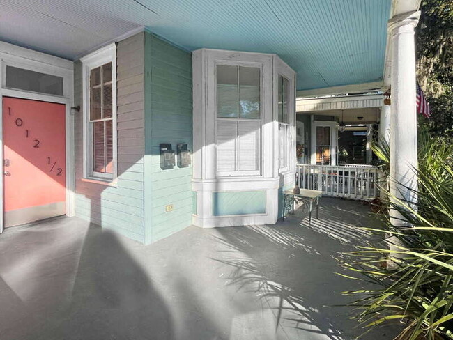 Building Photo - 1012 E Park Ave