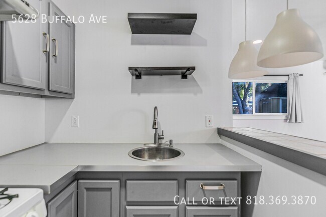 Building Photo - 5628 Buffalo Ave