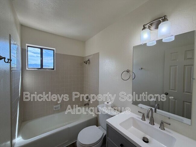 Building Photo - 5409 6th St NW