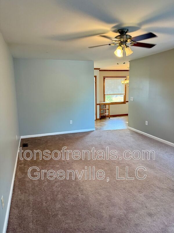 Building Photo - 12b Camino Ln
