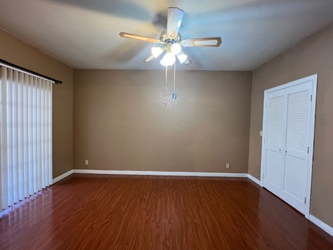 Building Photo - beautiful 2 bedroom condo