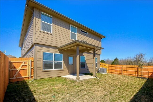 Building Photo - 13935 Belzer Dr