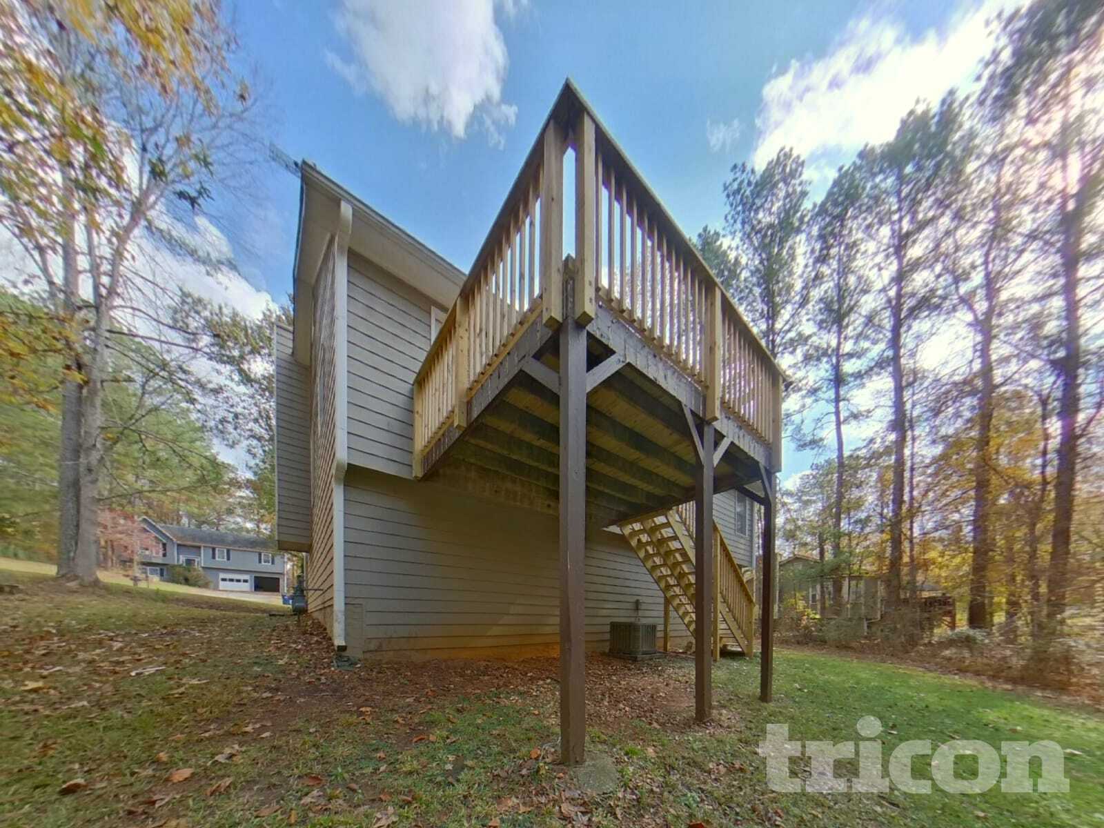 Building Photo - 1753 Independence Dr