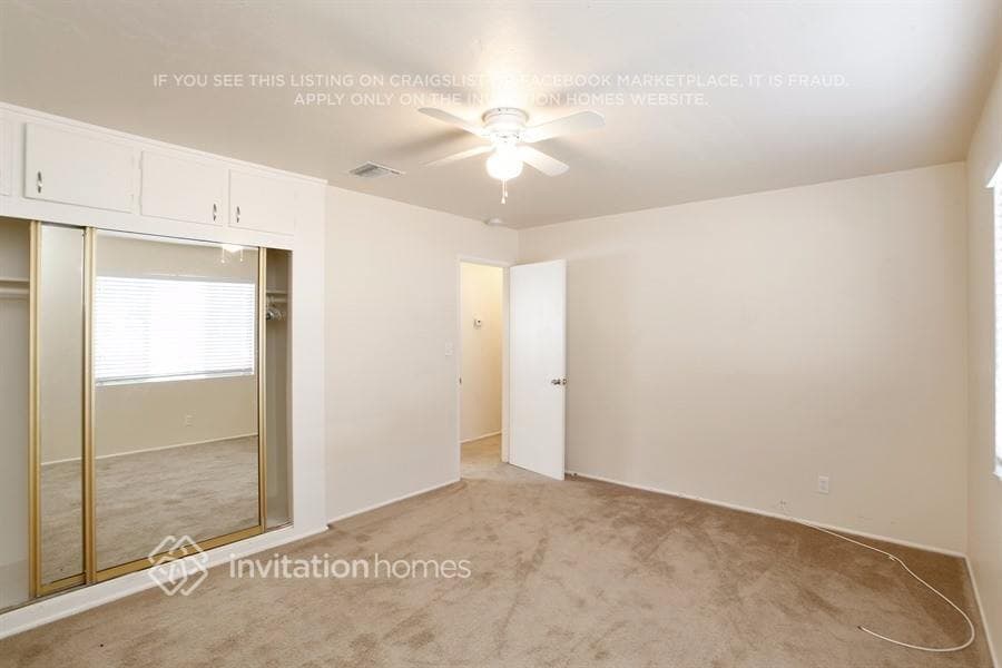 Building Photo - 4546 W Ave L-10