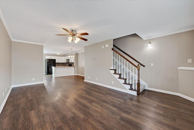 Building Photo - 343 Sam Houston Cir