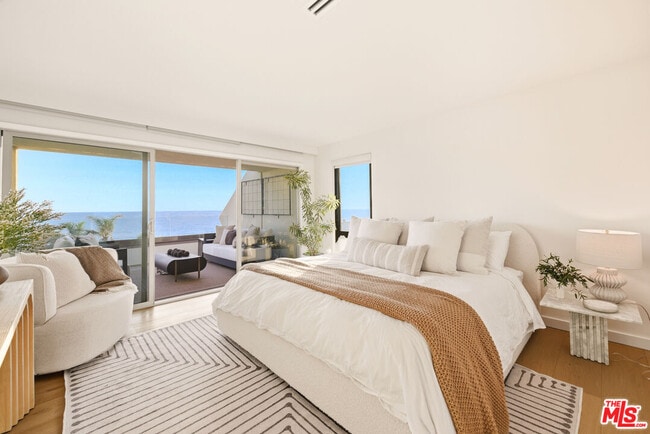 Building Photo - 18055 Coastline Dr