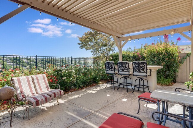Building Photo - Luxury 4-Bedroom Home in El Dorado Hills Exclusive Serrano Community!
