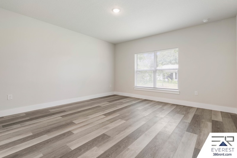 Building Photo - 17 Praver Ln