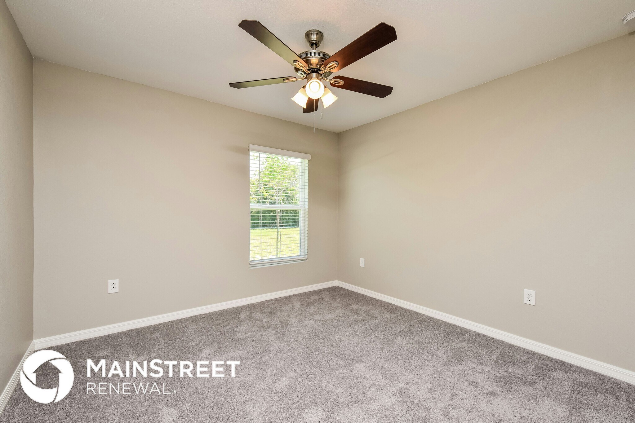 Building Photo - 1220 NW 36th Pl