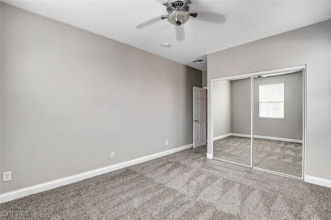 Building Photo - 3605 N Porch Swings Way