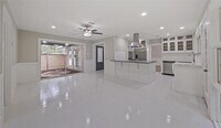 Building Photo - 5422 Lincrest Ln