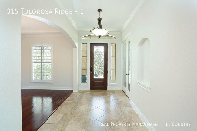 Building Photo - 315 Tulorosa Ridge