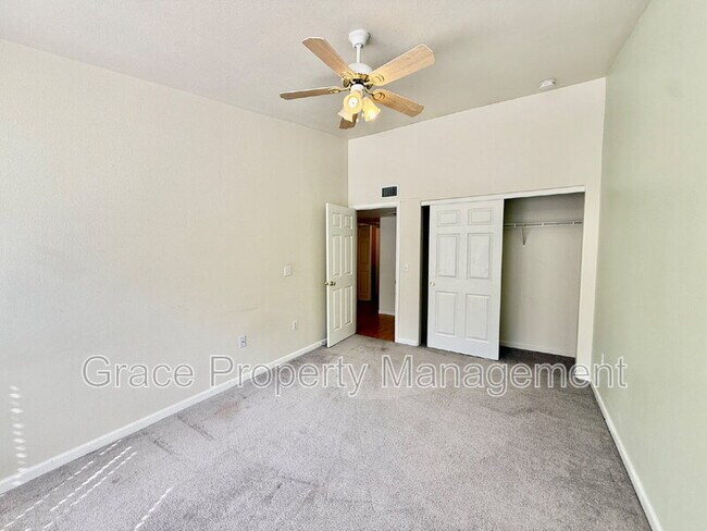 Building Photo - 1146 Opal St