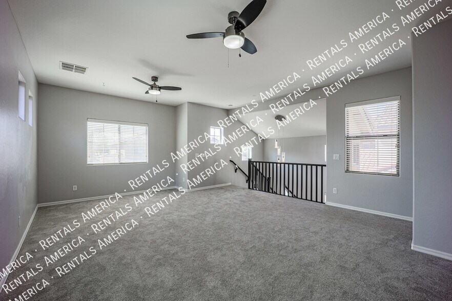 Building Photo - 18830 E Swan Dr